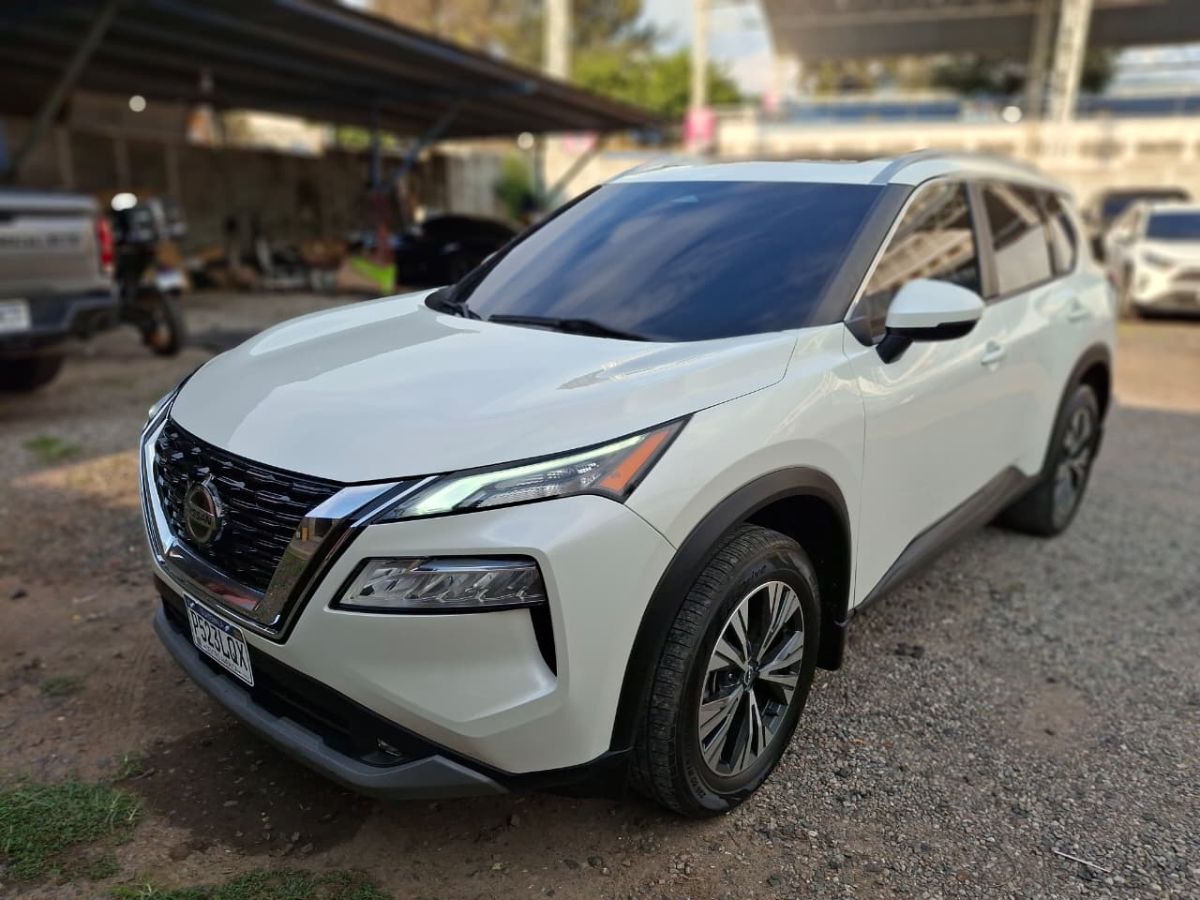 NISSAN ROGUE - 2022                                        