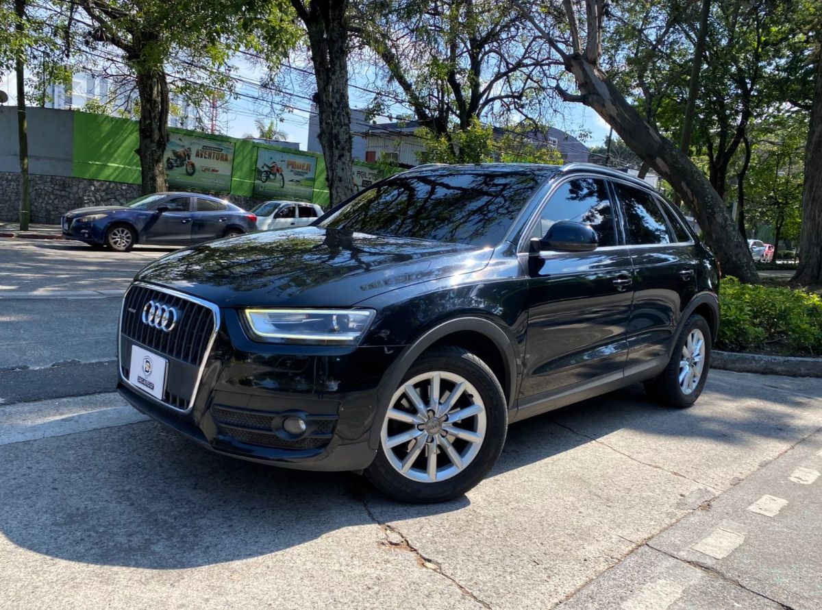 AUDI Q3 - 2014                                        