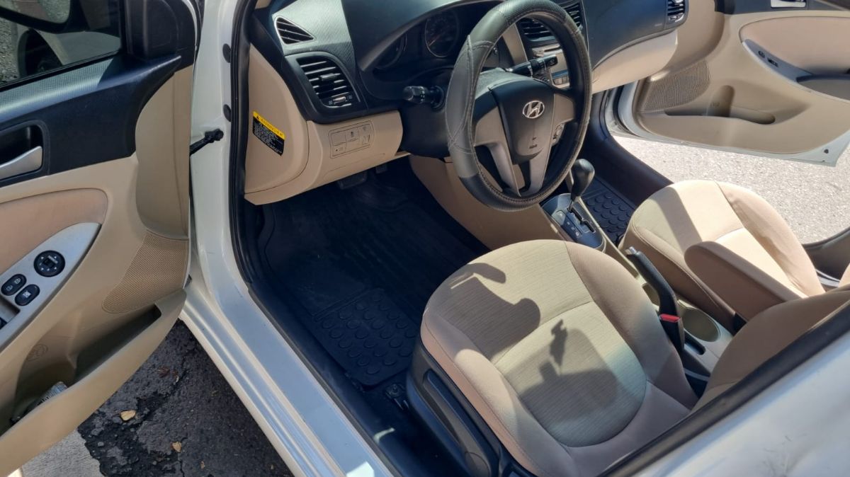 HYUNDAI ACCENT - 2017                                        