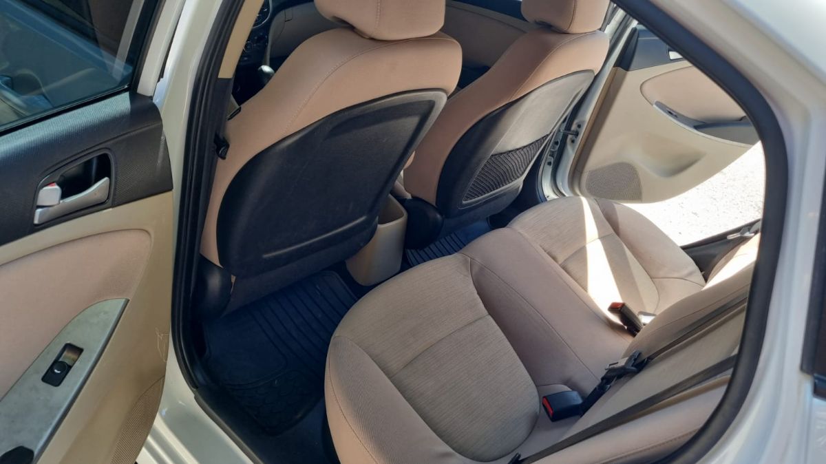HYUNDAI ACCENT - 2017                                        