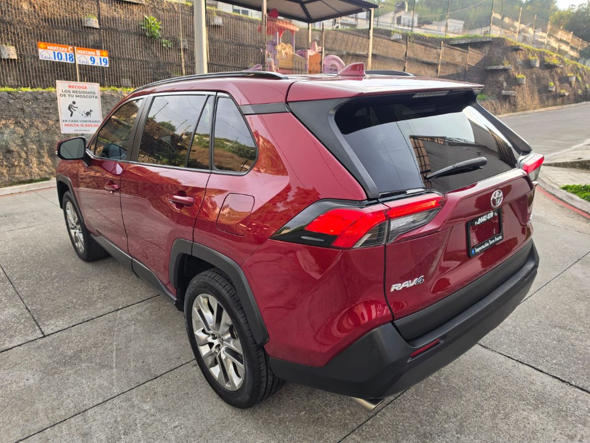 TOYOTA RAV-4 - 2021                                        