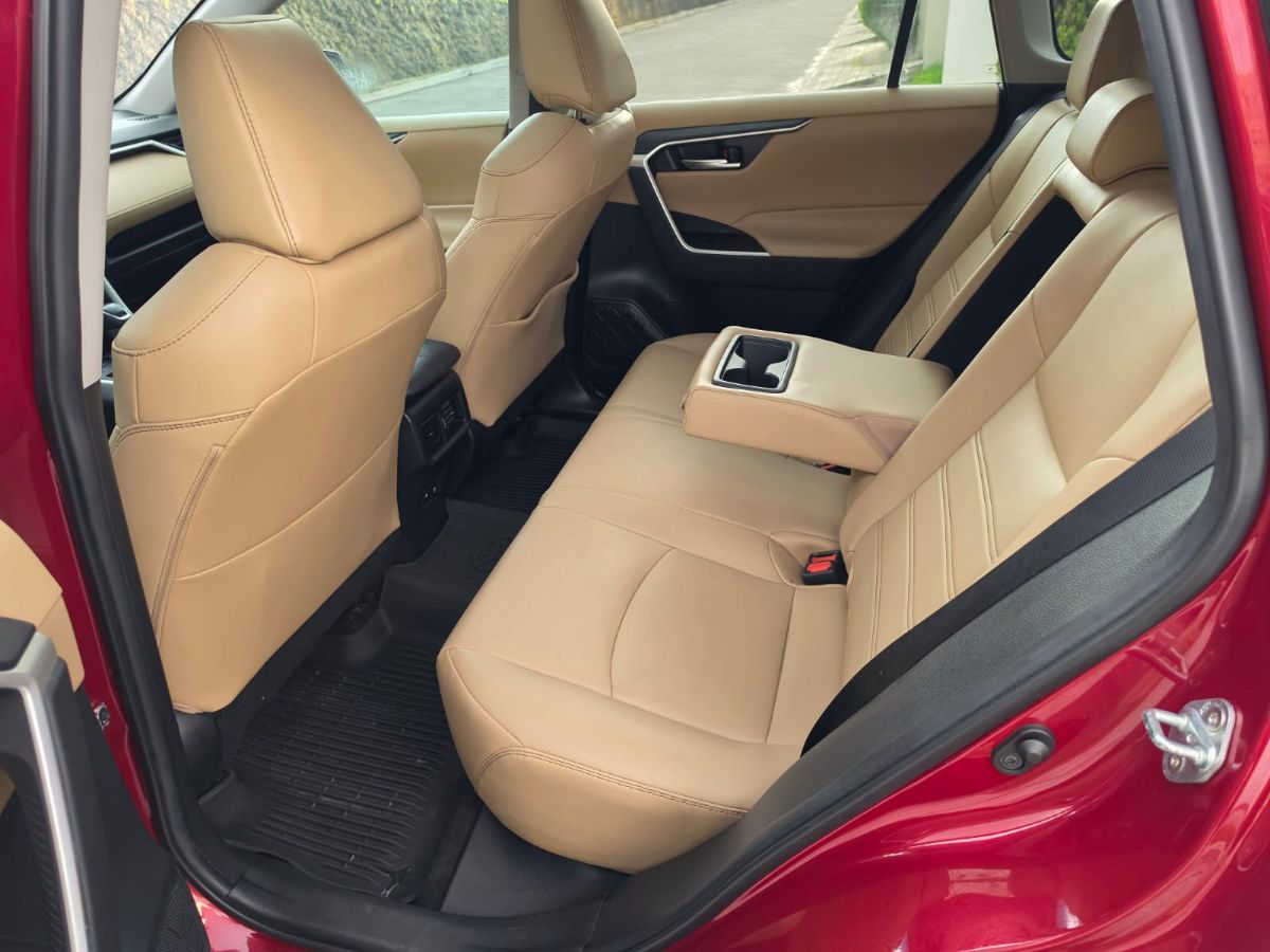 TOYOTA RAV-4 - 2021                                        