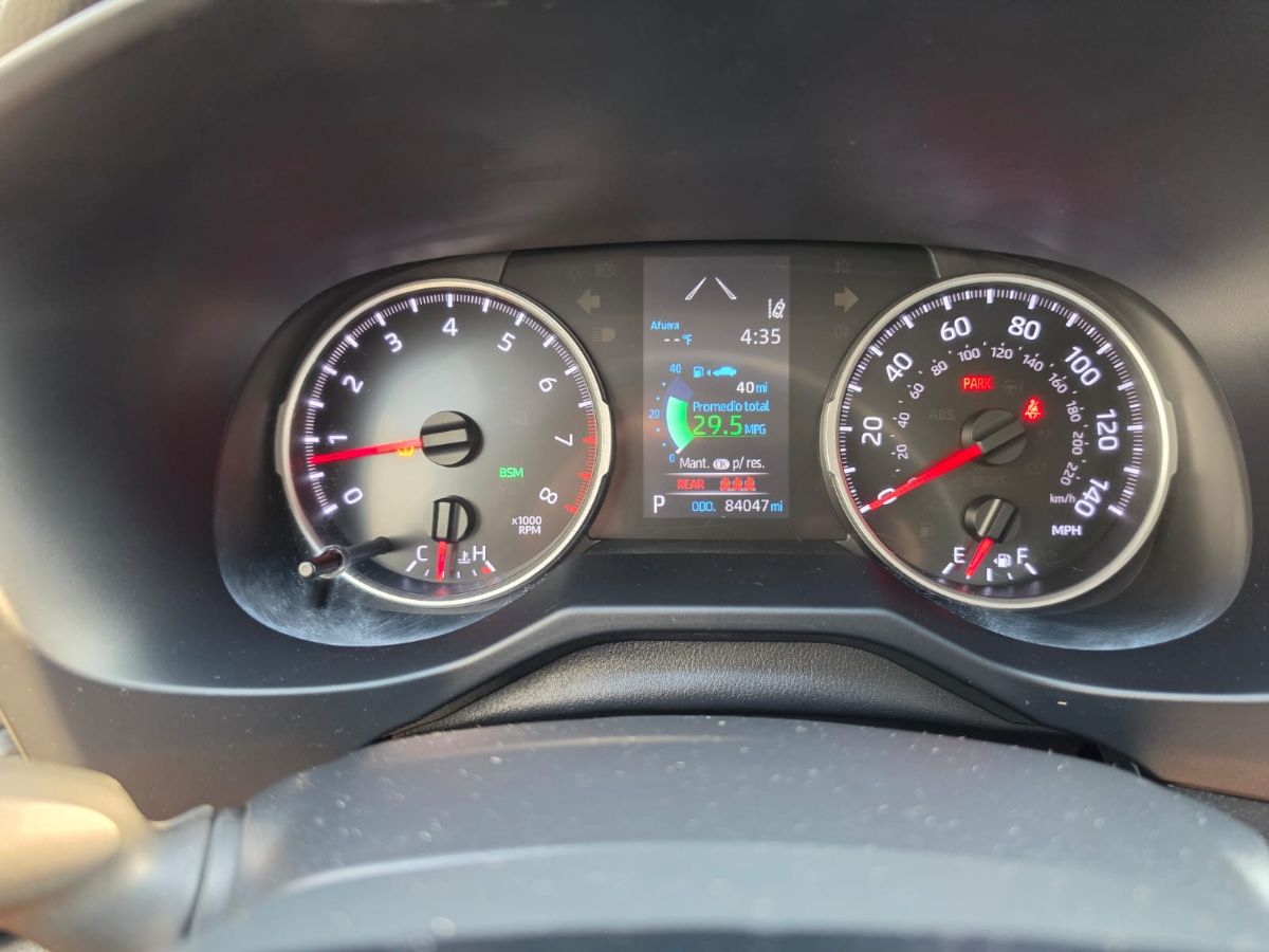TOYOTA RAV-4 - 2021                                        