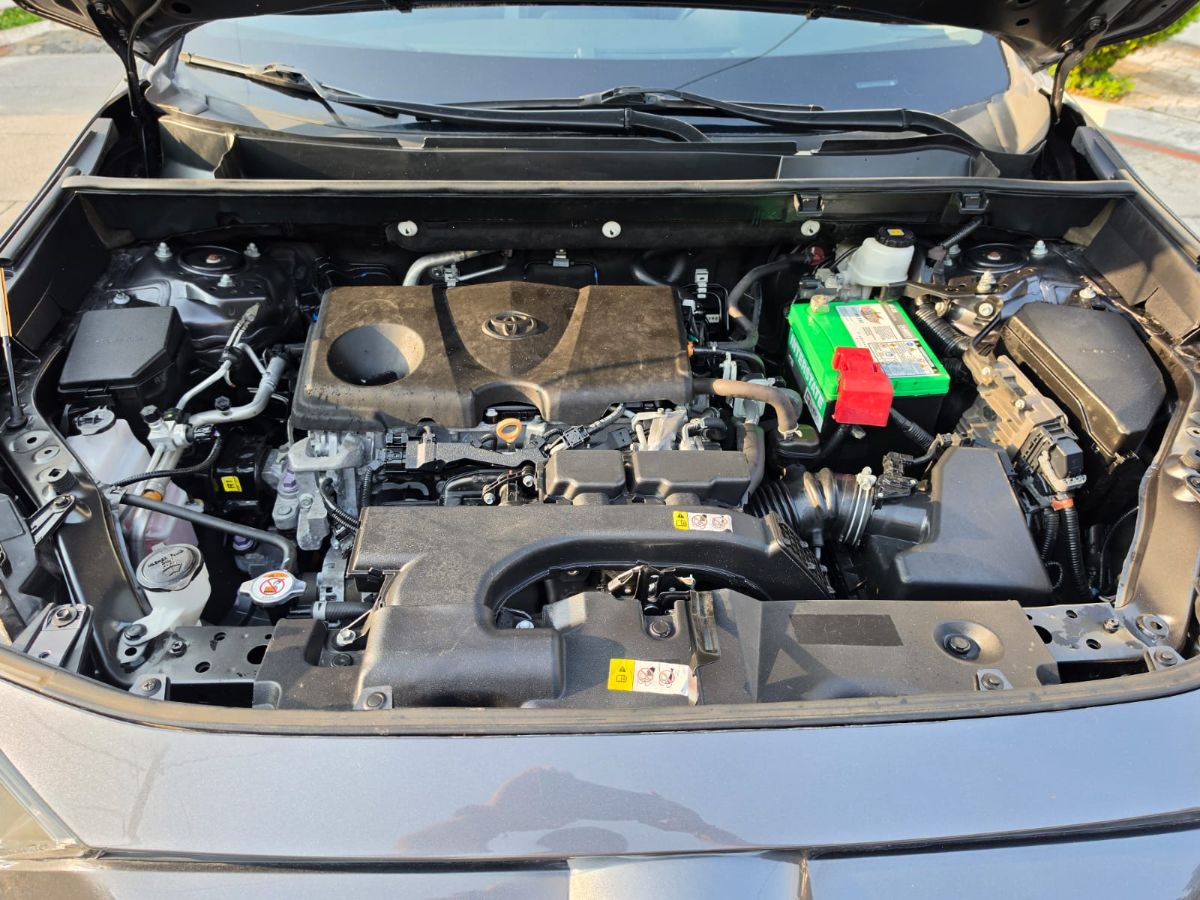 TOYOTA RAV-4 - 2021                                        