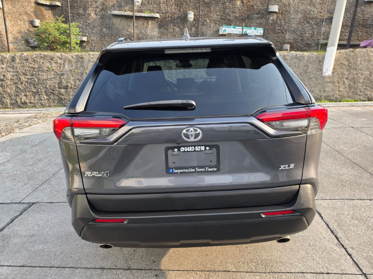 TOYOTA RAV-4 - 2021                                        