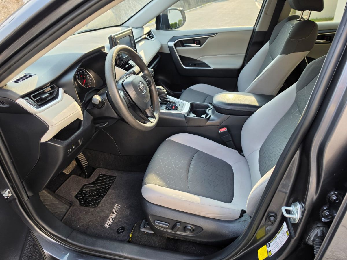 TOYOTA RAV-4 - 2021                                        