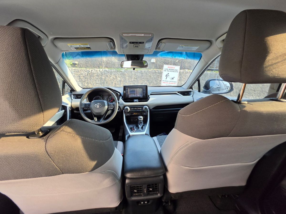 TOYOTA RAV-4 - 2021                                        
