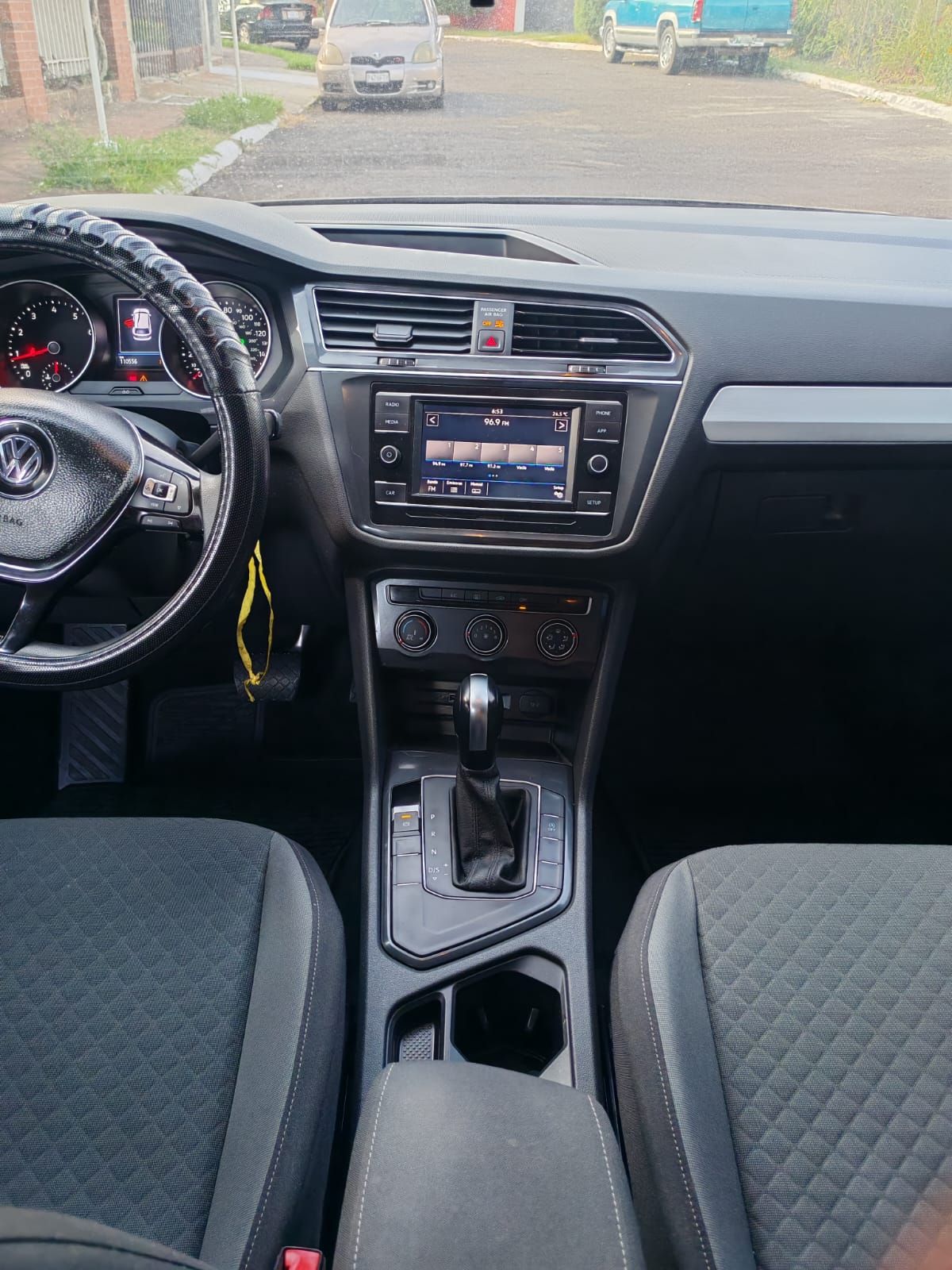 VOLKSWAGEN TIGUAN - 2019                                        