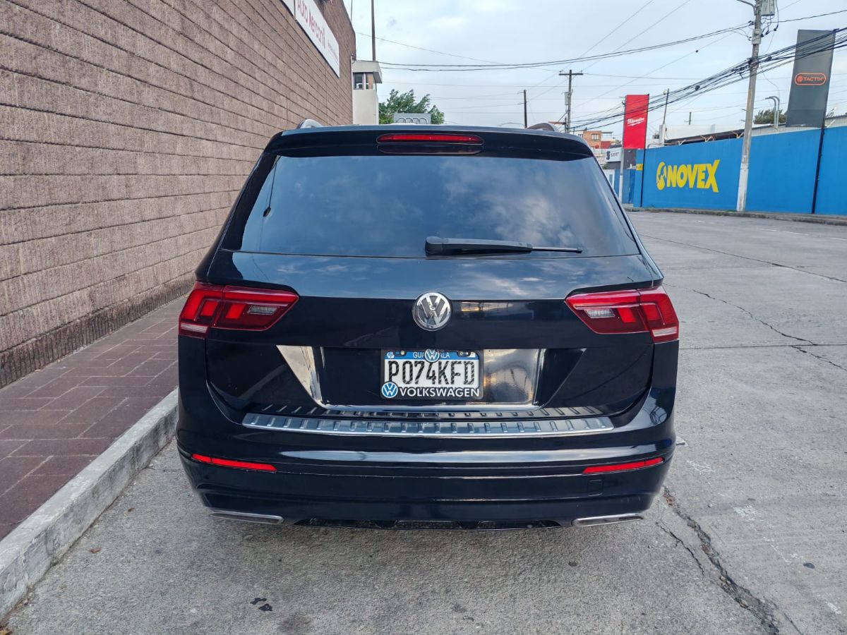 VOLKSWAGEN TIGUAN - 2019                                        