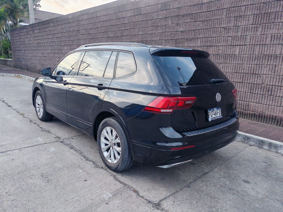 VOLKSWAGEN TIGUAN - 2019                                        