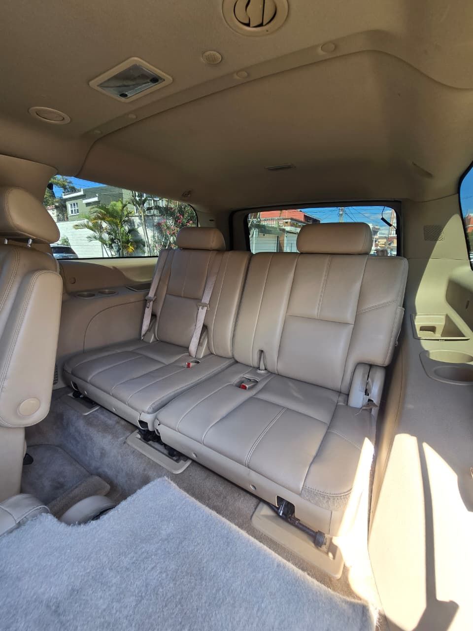 CHEVROLET SUBURBAN - 2008                                        