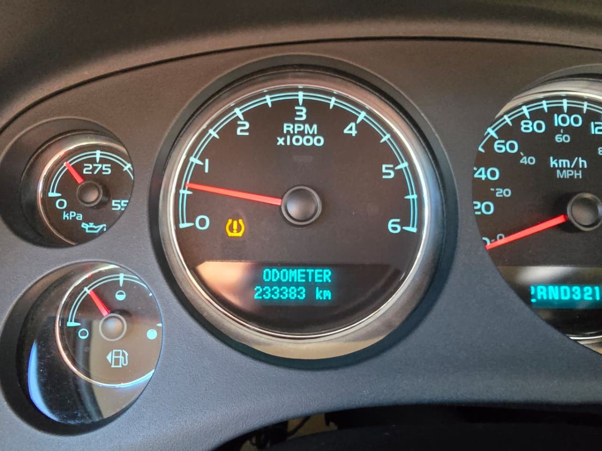 CHEVROLET SUBURBAN - 2008                                        