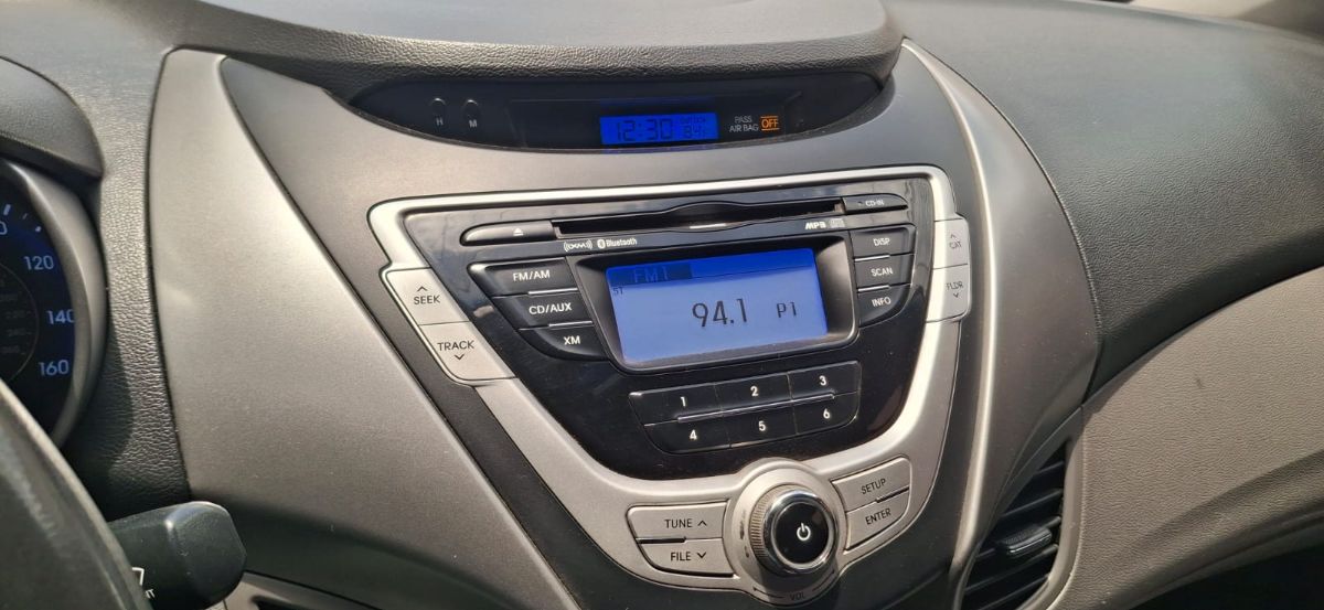 HYUNDAI ELANTRA - 2012                                        