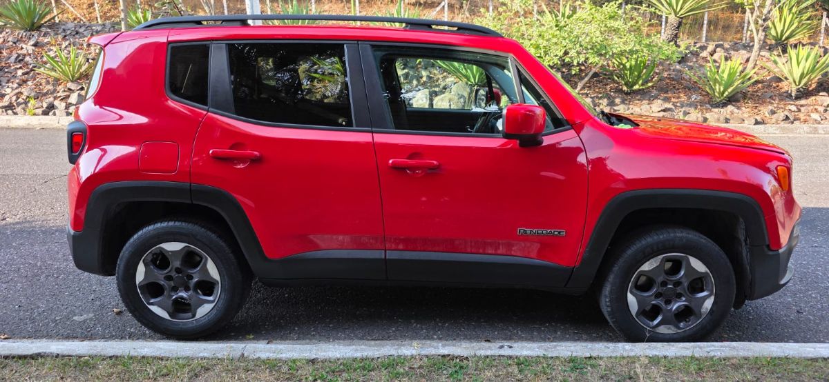 JEEP RENEGADE - 2015                                        