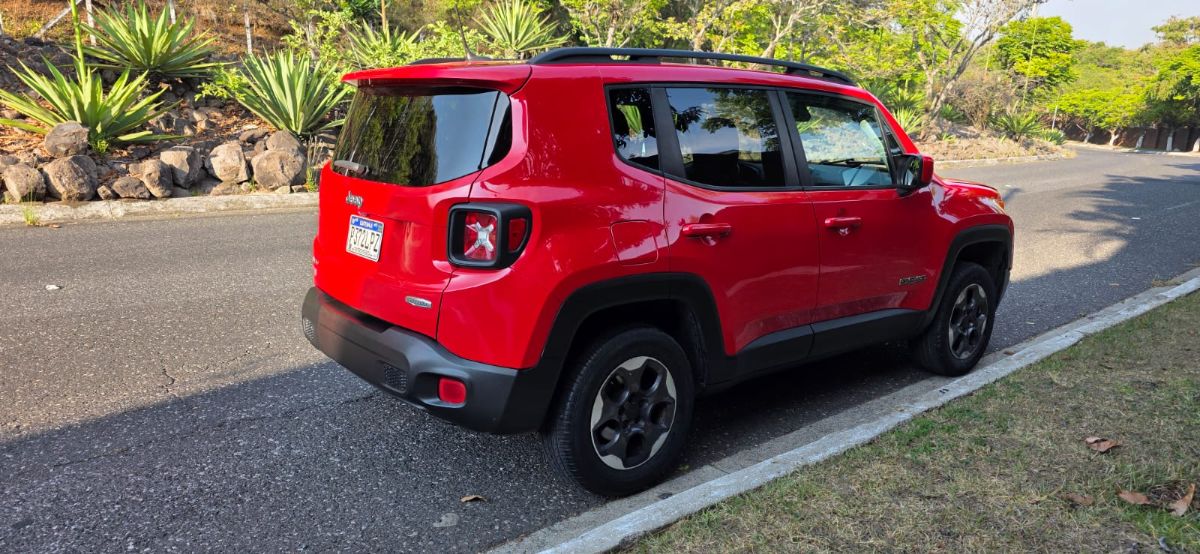JEEP RENEGADE - 2015                                        