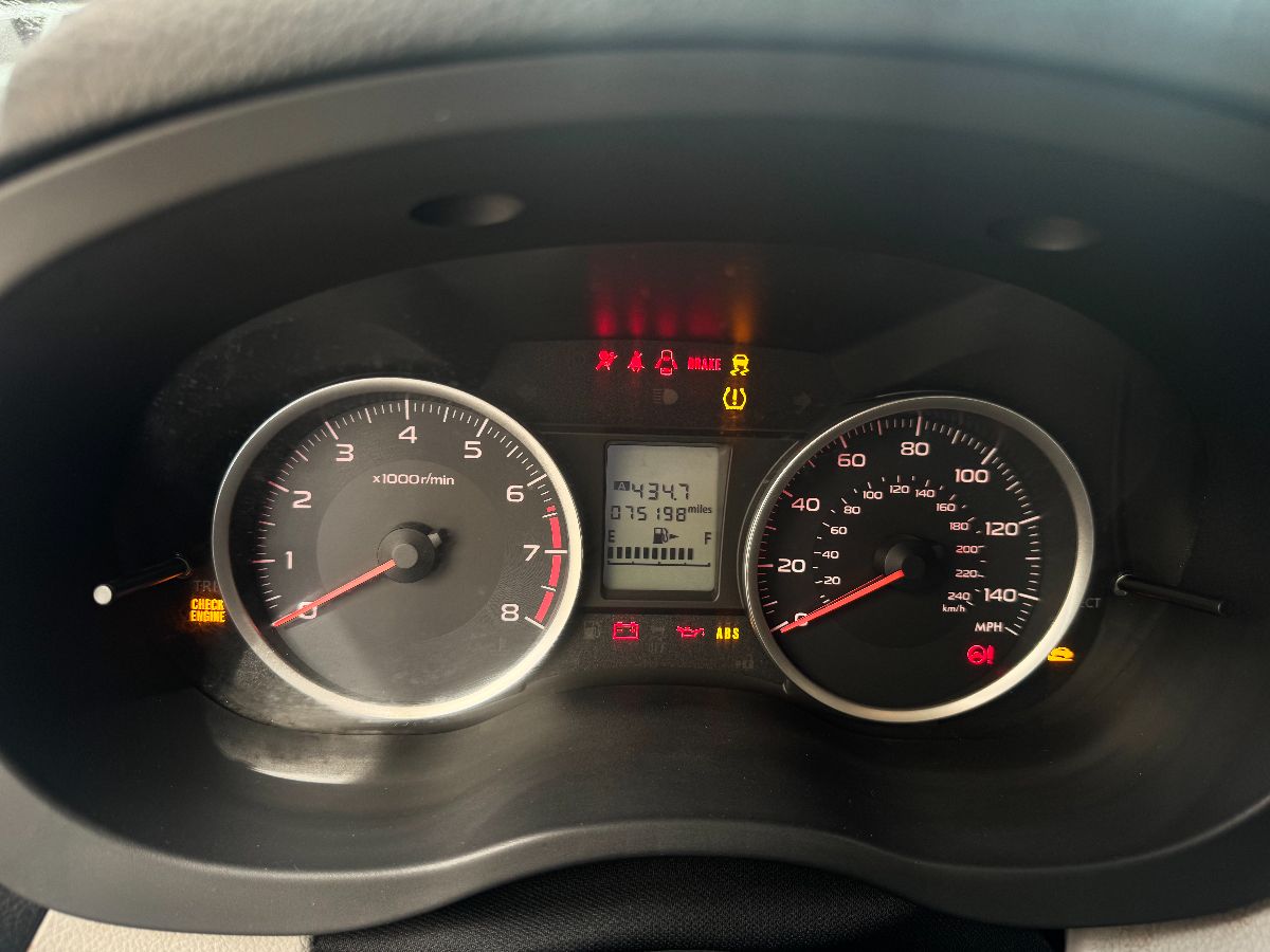 SUBARU FORESTER - 2015                                        