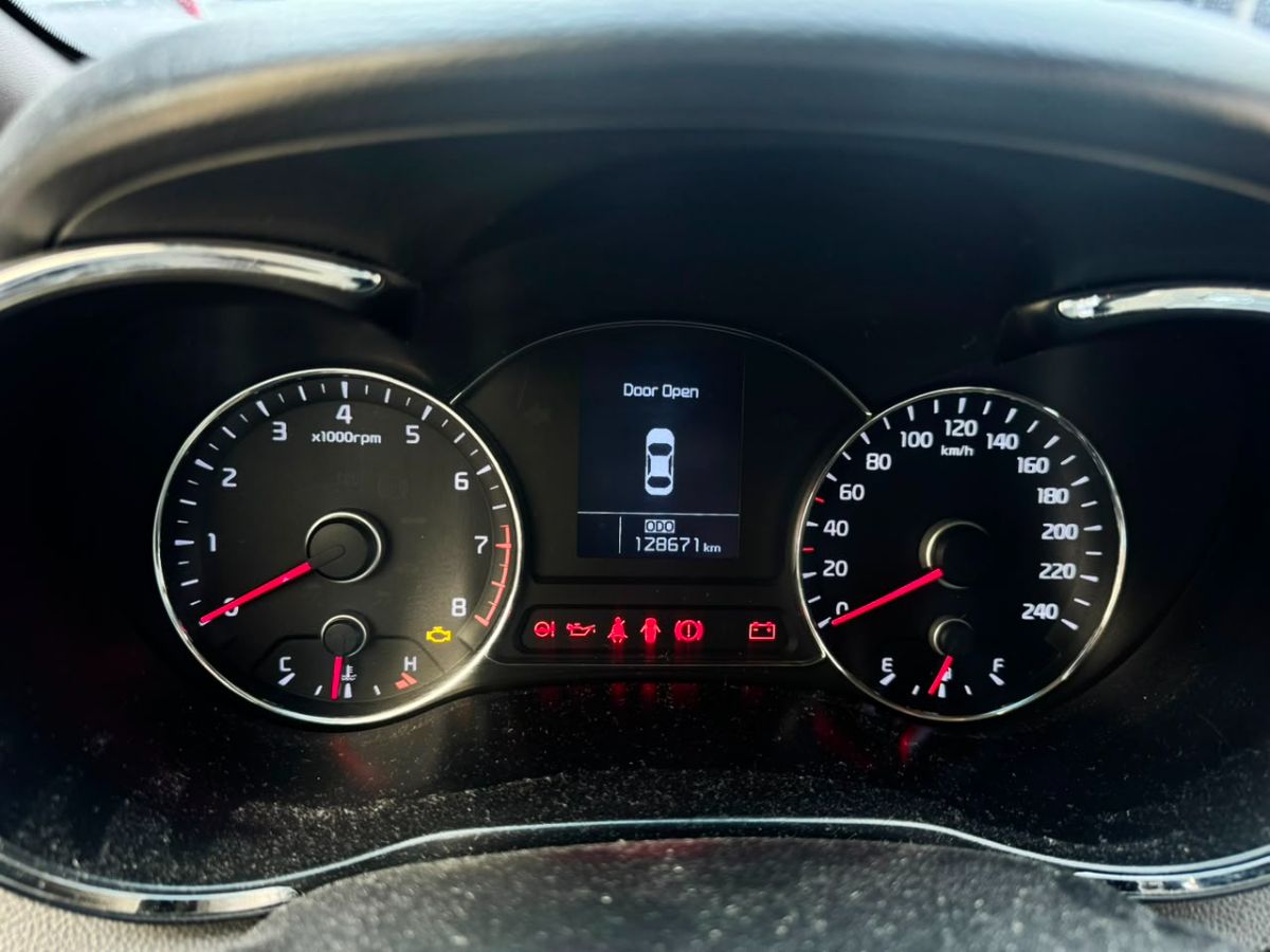 KIA CERATO - 2014                                        