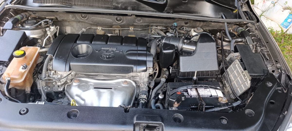 TOYOTA RAV-4 - 2012                                        