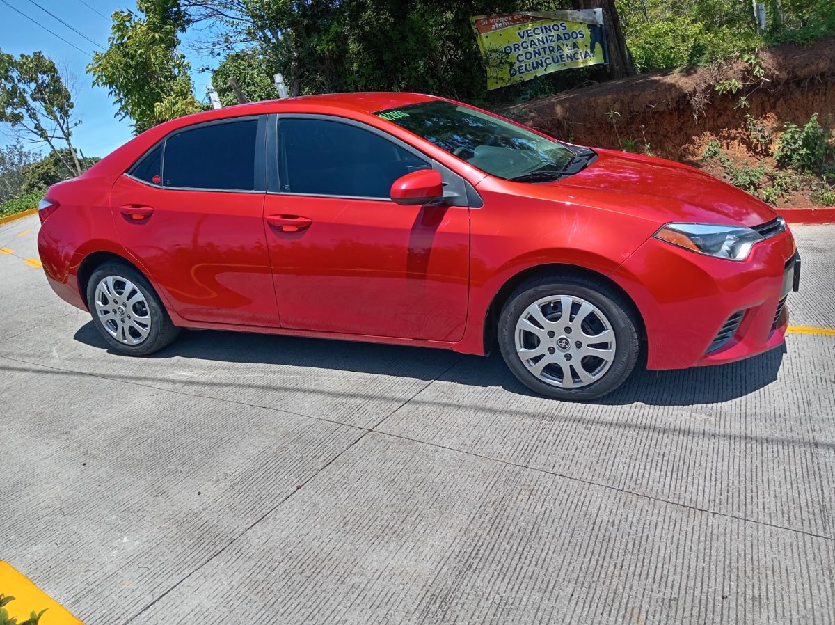 TOYOTA COROLLA - 2016                                        