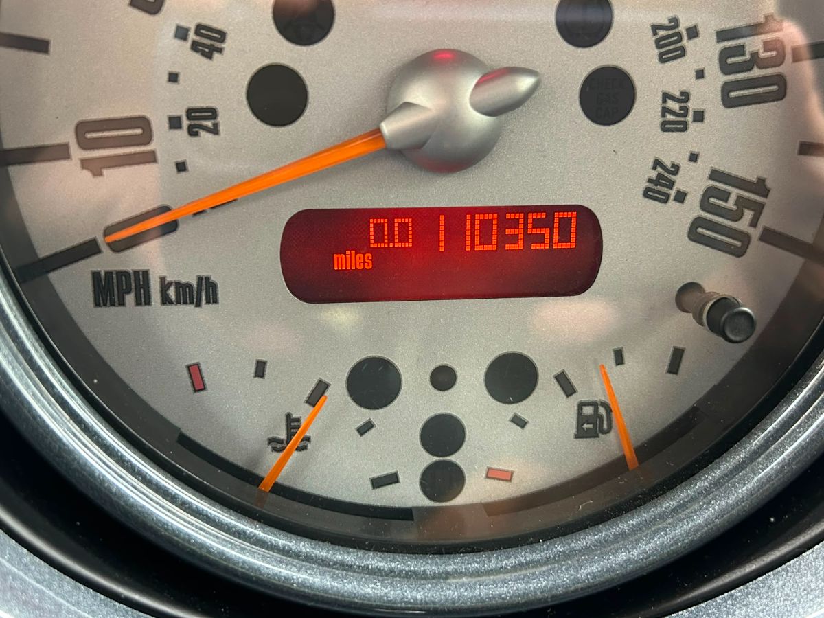 MINI COOPER S - 2004                                        
