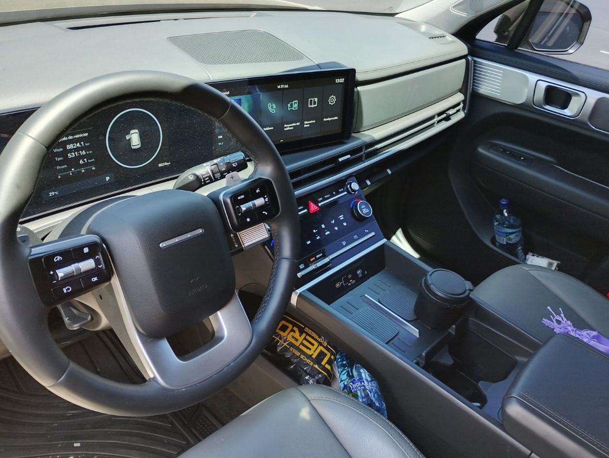 HYUNDAI SANTA FE - 2025                                        