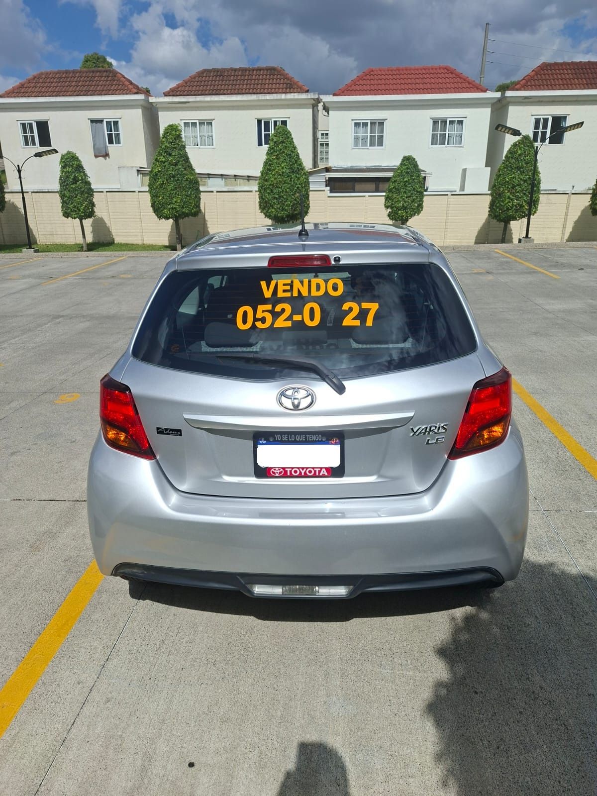 TOYOTA YARIS - 2015                                        