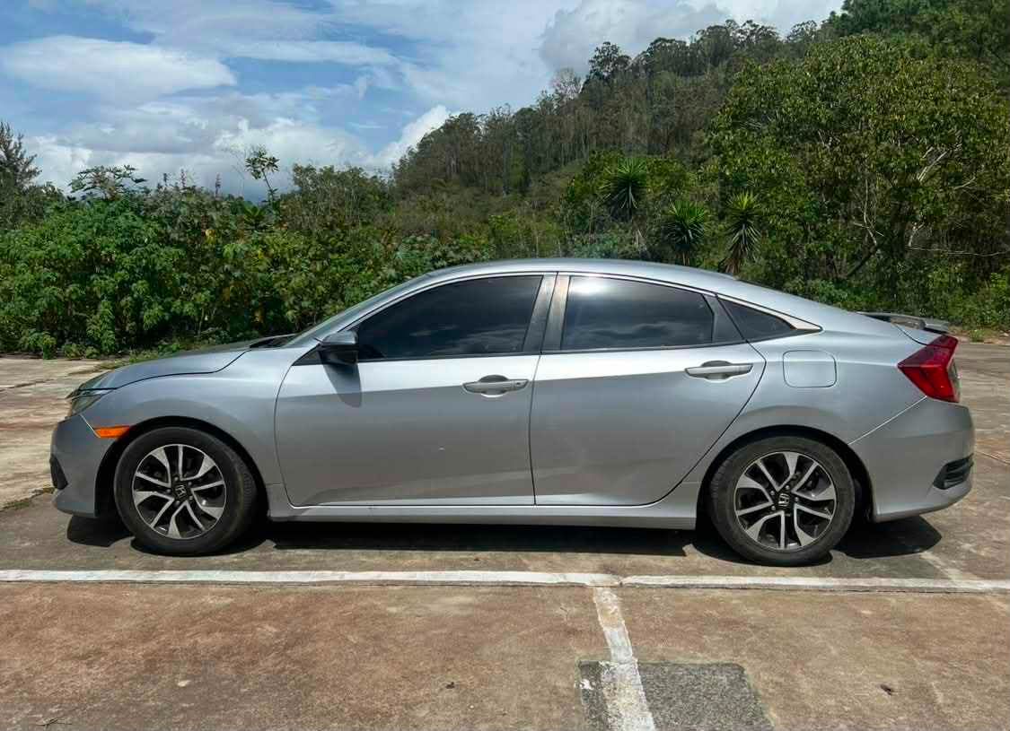 HONDA CIVIC LX - 2017                                        