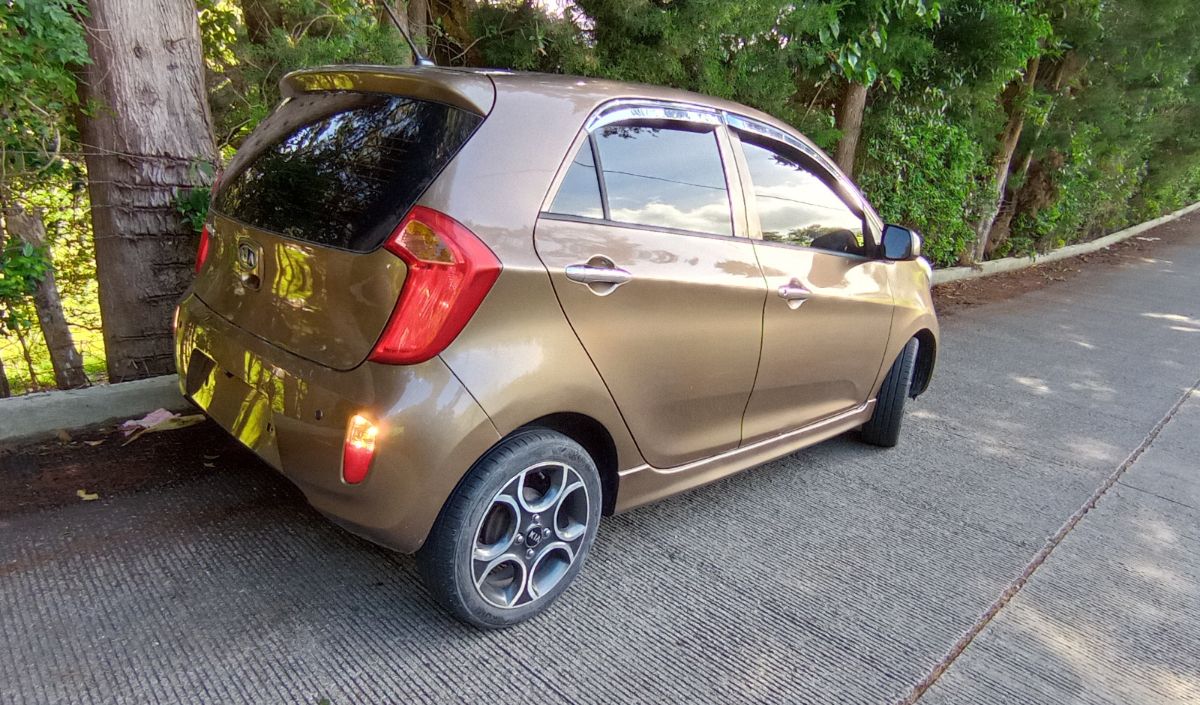 KIA PICANTO - 2012                                        