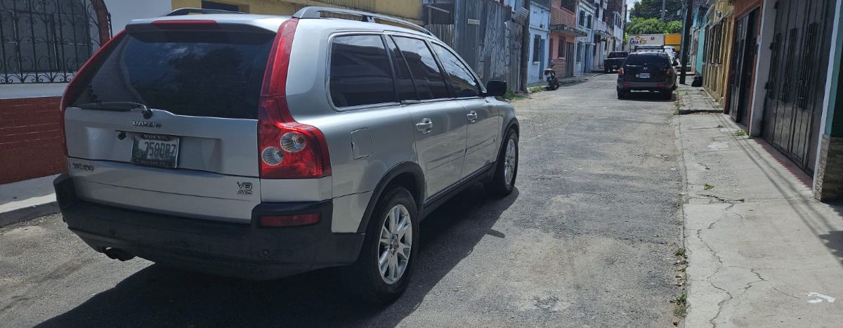 VOLVO EX30 - 2006                                        
