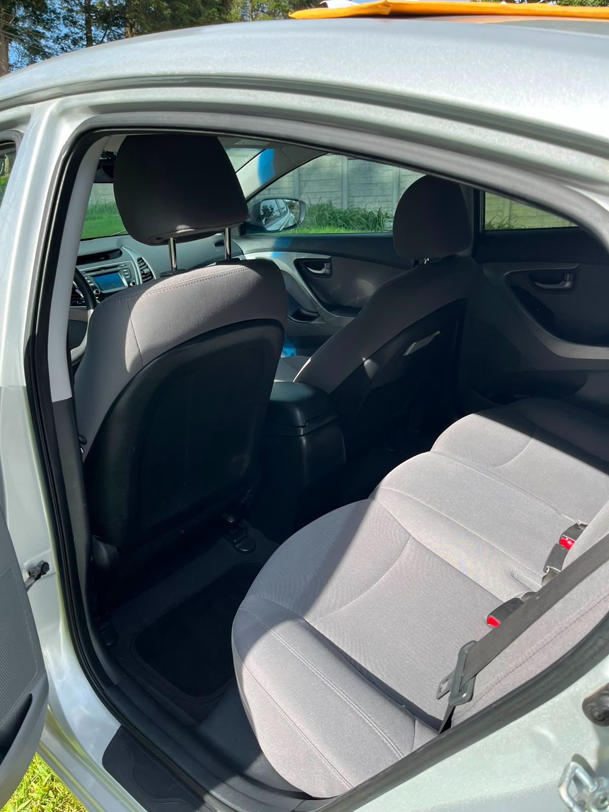 HYUNDAI ELANTRA - 2015                                        
