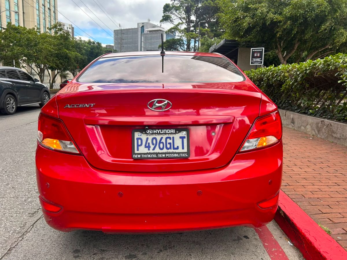 HYUNDAI ACCENT - 2017                                        