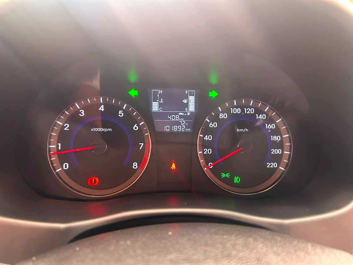 HYUNDAI ACCENT - 2017                                        
