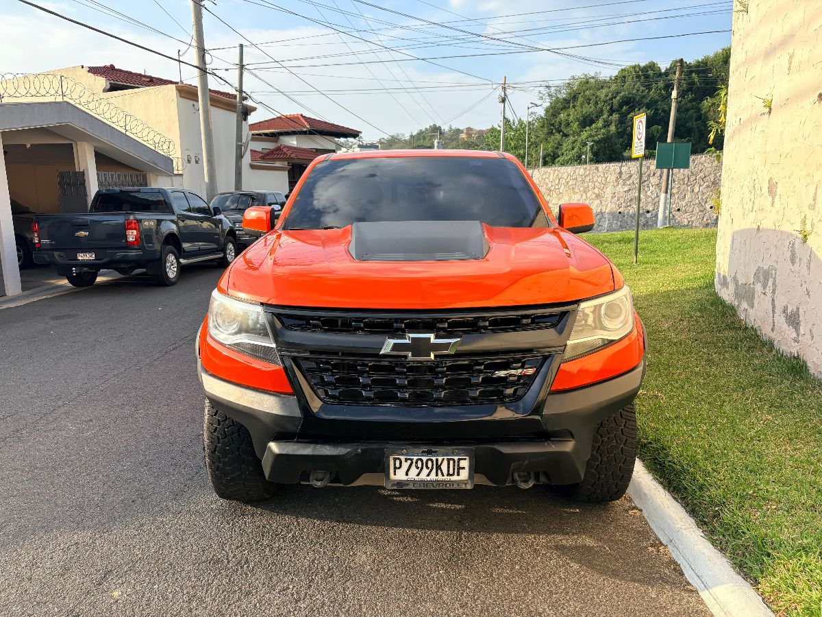 CHEVROLET COLORADO - 2020                                        