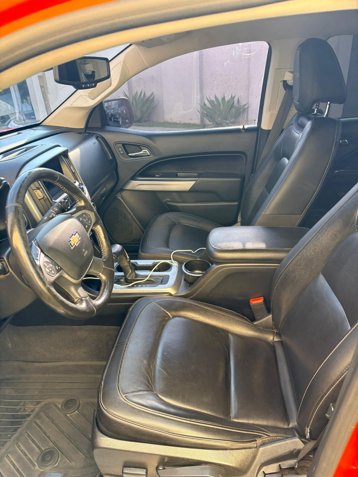 CHEVROLET COLORADO - 2020                                        