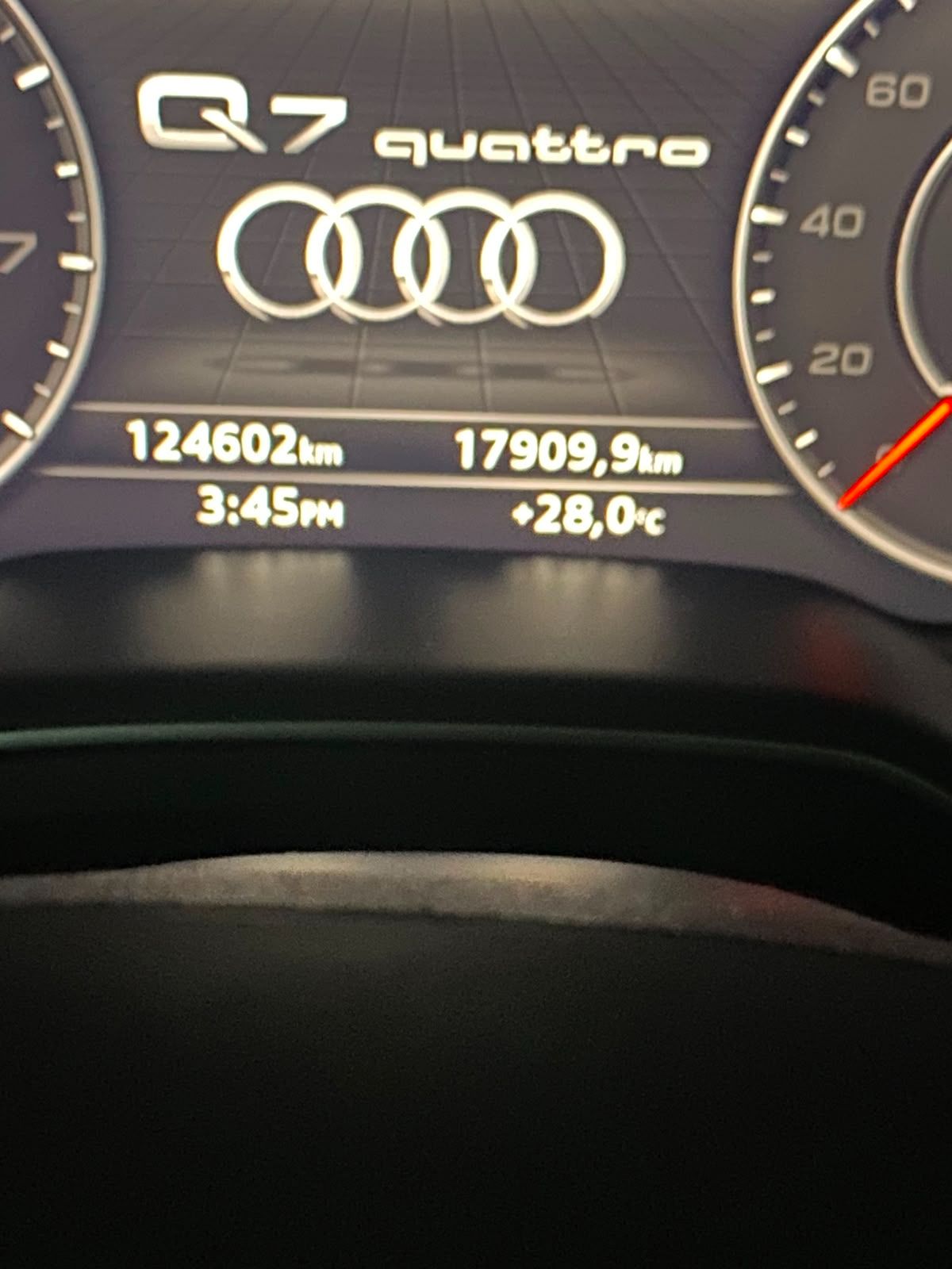AUDI  Q7 S line  - 2018                                        