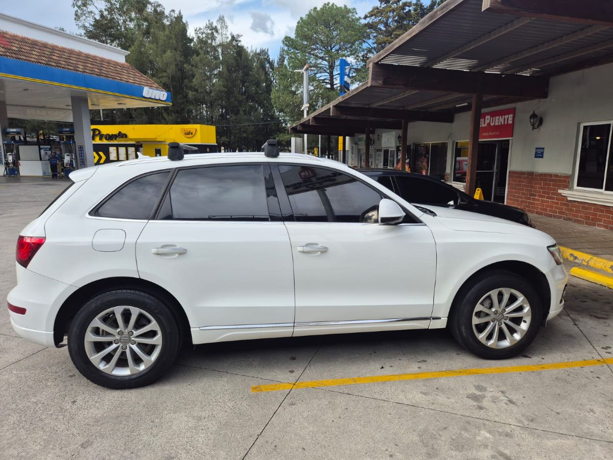 AUDI  Q5 - 2016                                        