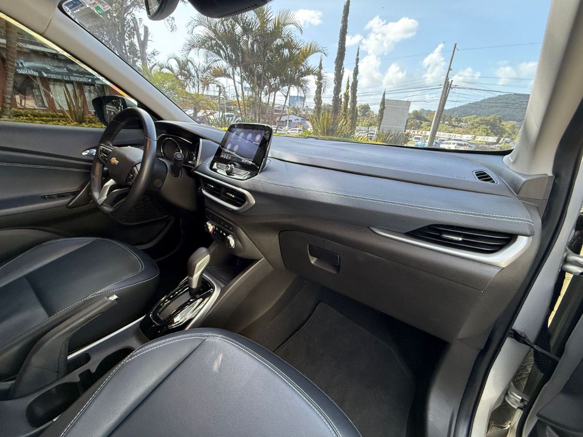 CHEVROLET TRACKER - 2022                                        