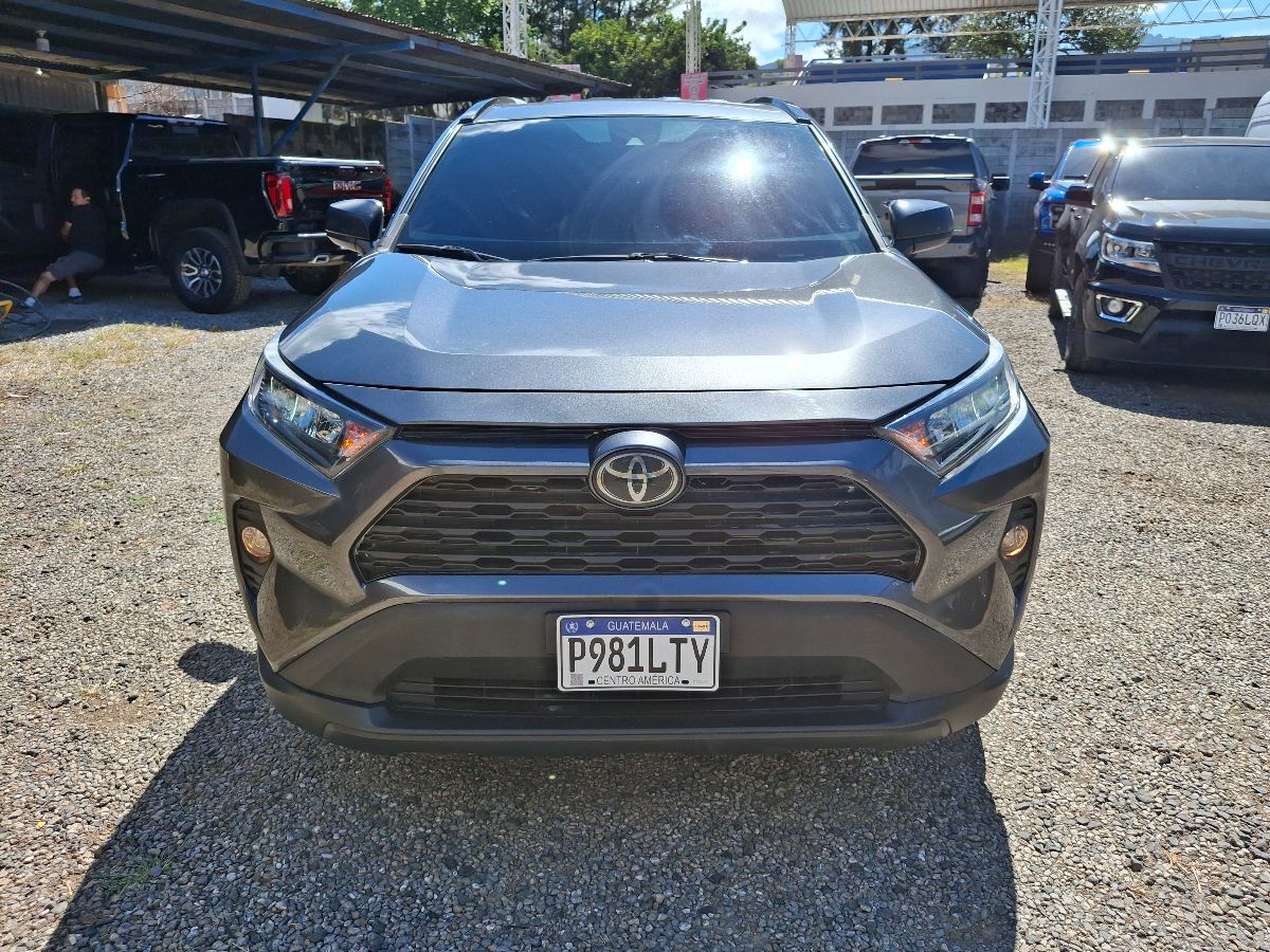 TOYOTA RAV-4 - 2020                                        