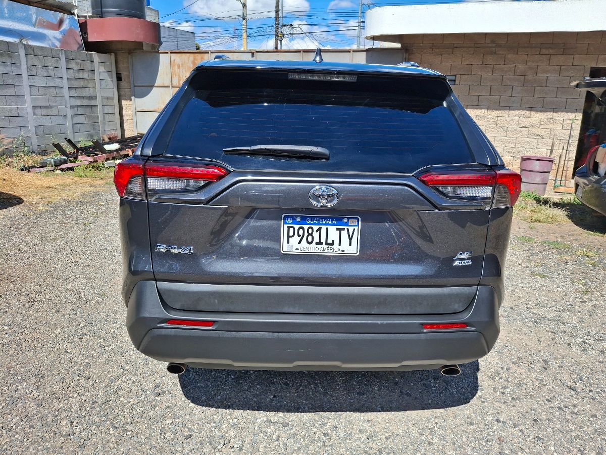 TOYOTA RAV-4 - 2020                                        