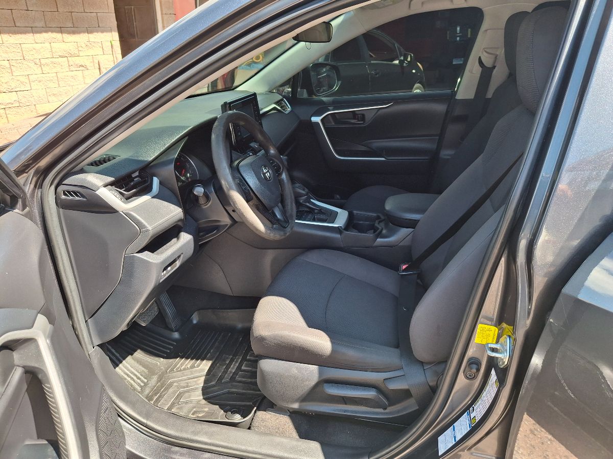 TOYOTA RAV-4 - 2020                                        