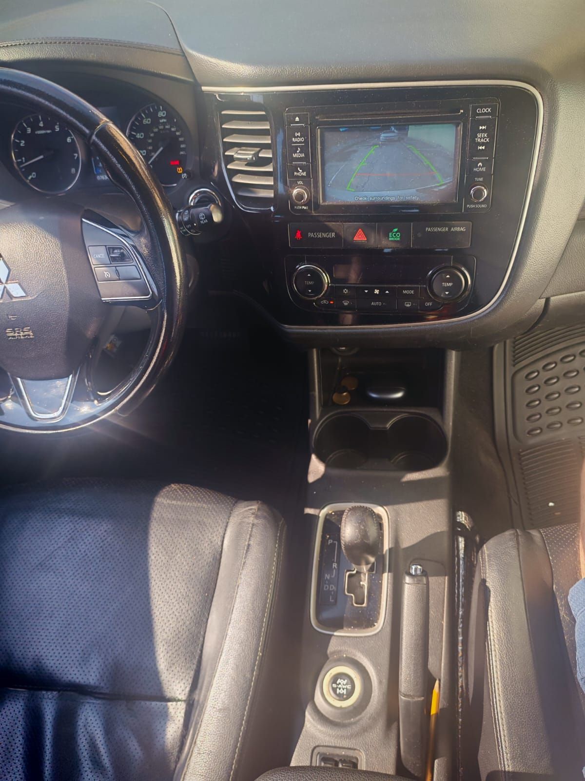 MITSUBISHI OUTLANDER SE - 2016