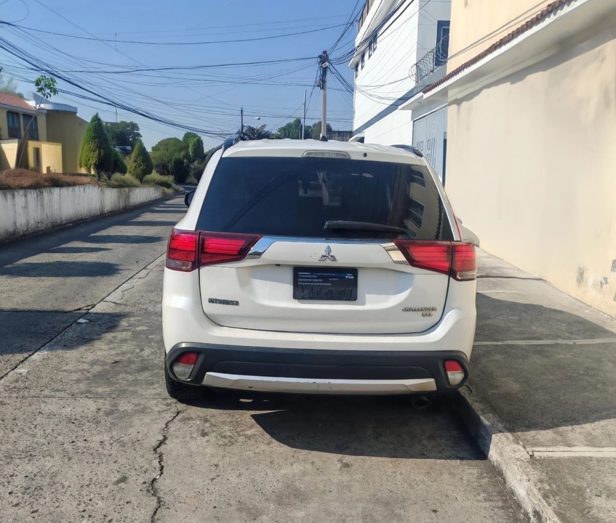 MITSUBISHI OUTLANDER SE - 2016