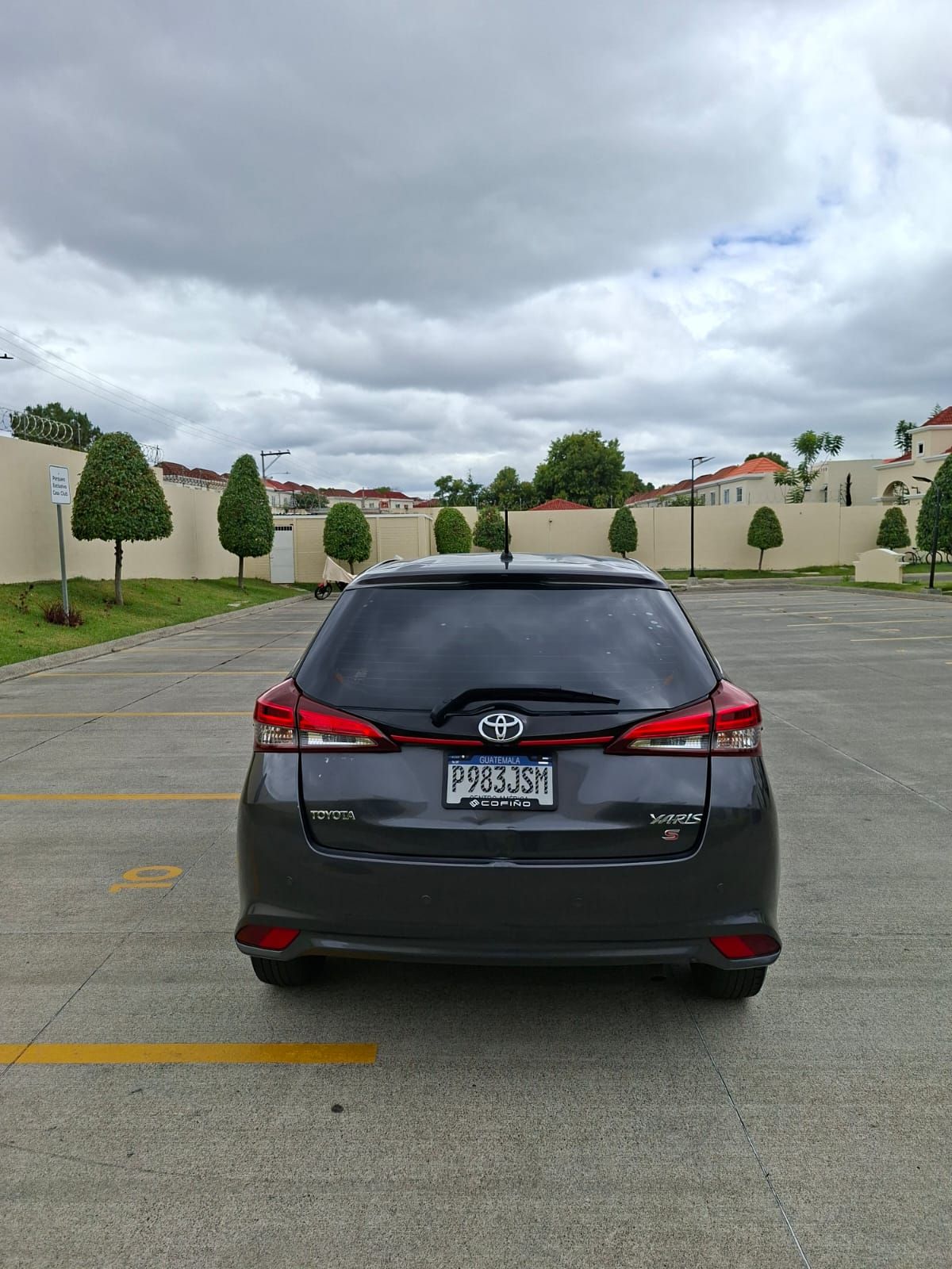 TOYOTA YARIS - 2020                                        