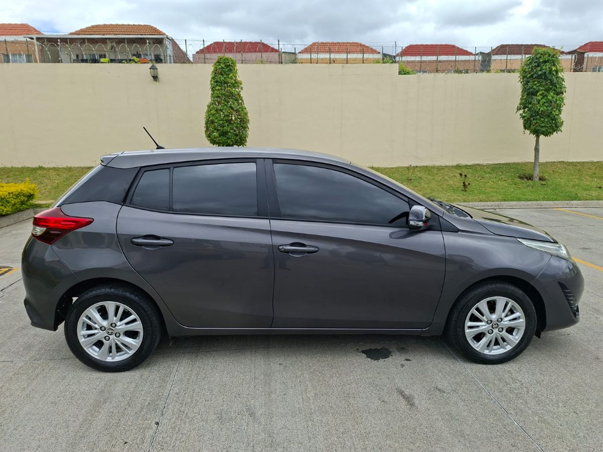 TOYOTA YARIS - 2020                                        