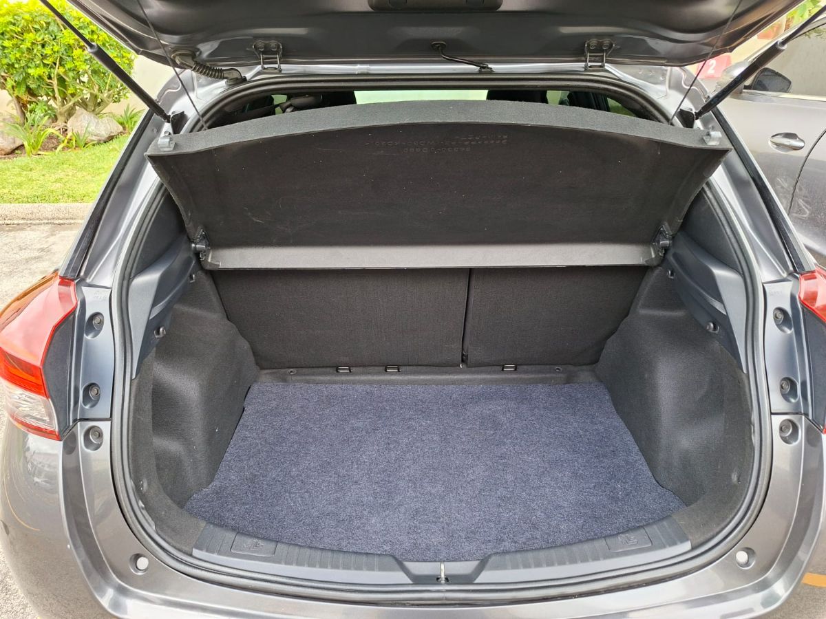 TOYOTA YARIS - 2020                                        