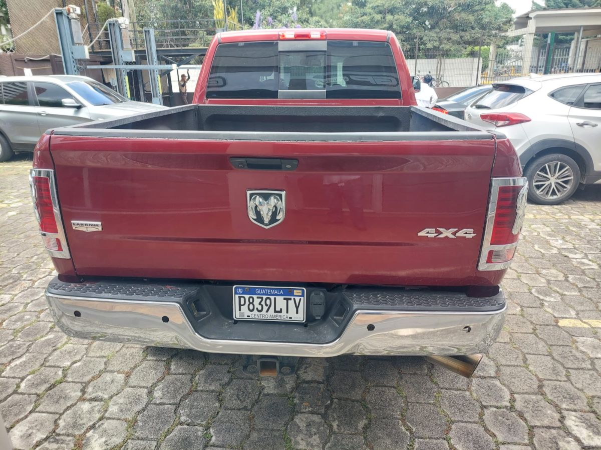 DODGE RAM 2500 - 2013                                        