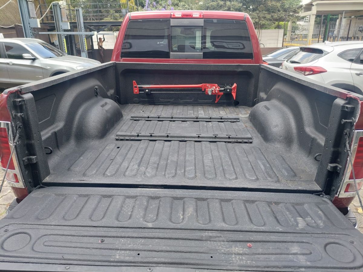 DODGE RAM 2500 - 2013                                        