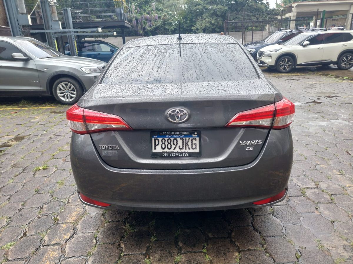 TOYOTA YARIS - 2019                                        