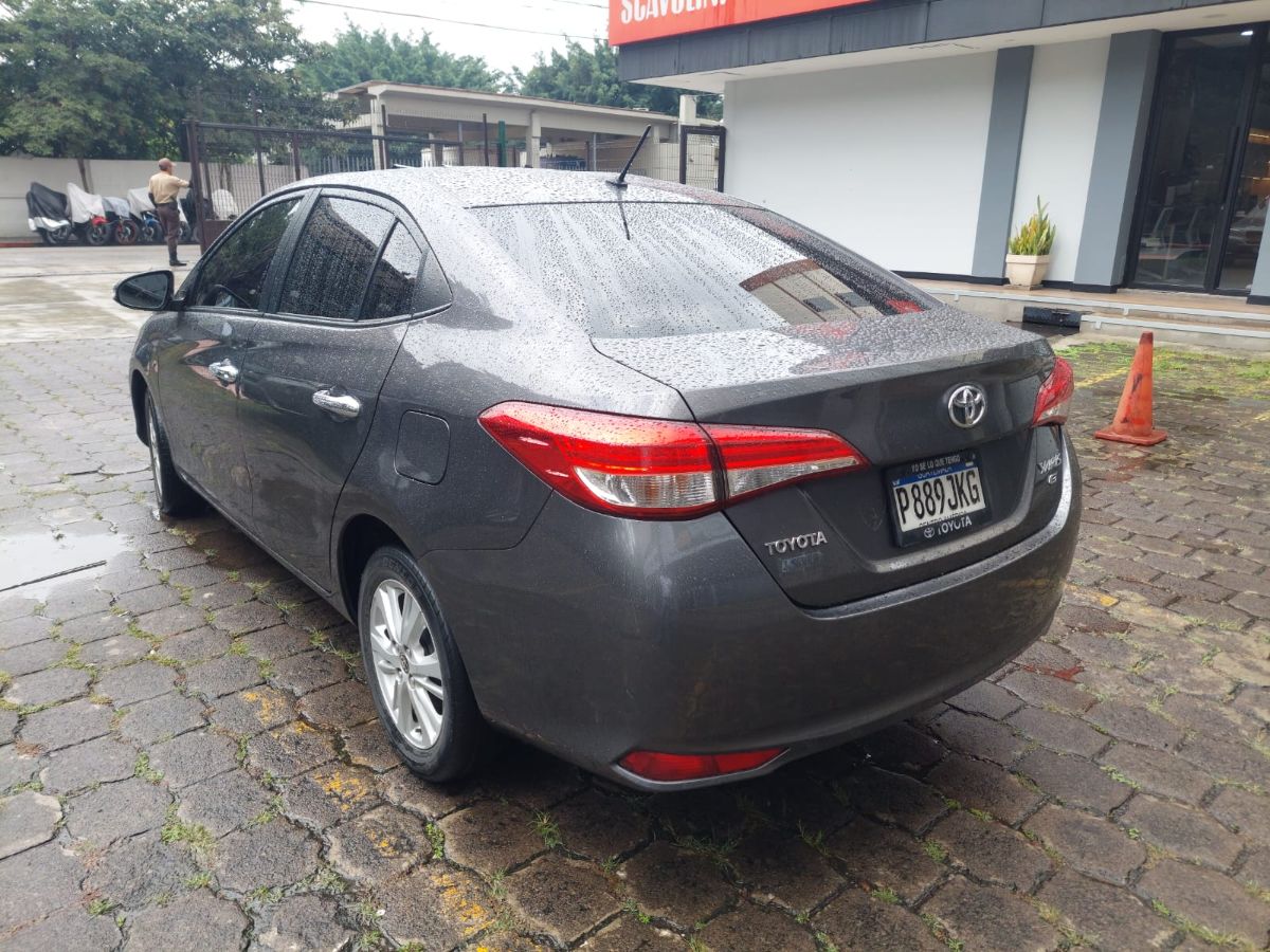 TOYOTA YARIS - 2019                                        