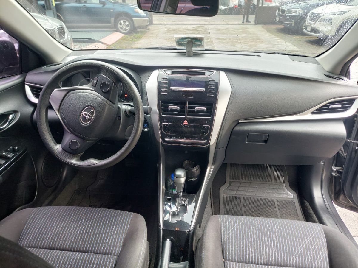 TOYOTA YARIS - 2019                                        